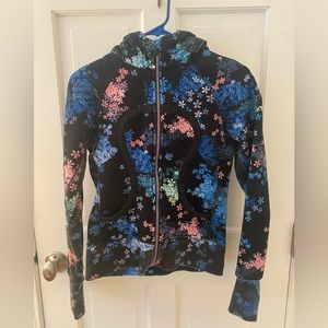 Lululemon Scuba Full-Zip Hoodie, size 4, black with pink and blue floral print
